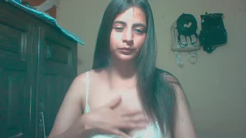 Snapshot of artemisacl chatting on April 12, 2026, 9:47 am Artemisa Cl online show from April 12, 2026, 9:47 am