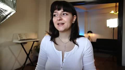 Sofia Caponi online show from March 10, 2025, 8:15 am