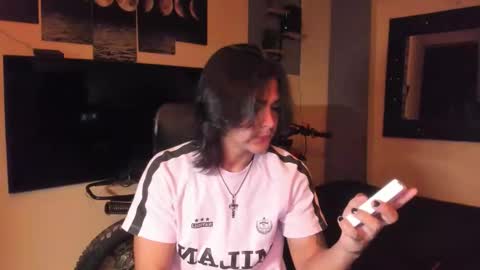 Snapshot of arthur_hunter chatting on March 8, 2026, 12:52 am I AM HERE online show from March 8, 2026, 12:52 am