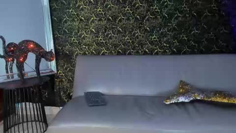 arthurcox_ online show from October 24, 2025, 5:31 pm