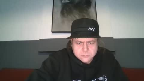 arthure944491 online show from November 17, 2025, 8:36 pm