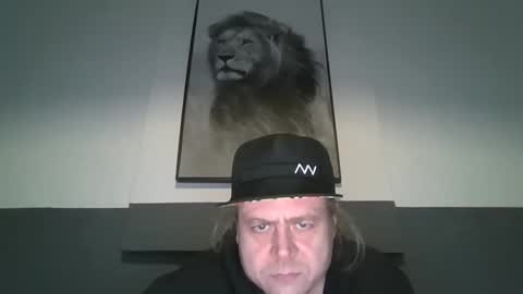 arthure944491 online show from November 22, 2025, 5:23 pm