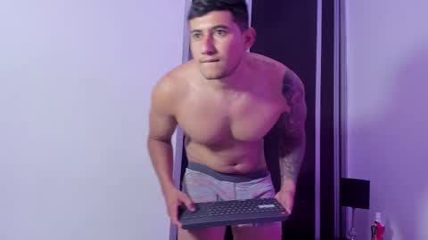 arthurklei online show from September 18, 2025, 1:40 am