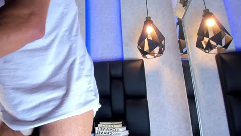 Snapshot of arthurlam chatting on January 16, 2025, 12:34 am Arthur online show from January 16, 2025, 12:34 am