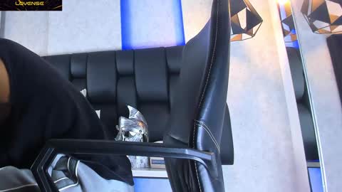 Snapshot of arthurlam chatting on February 27, 2025, 8:31 pm Arthur online show from February 27, 2025, 8:31 pm