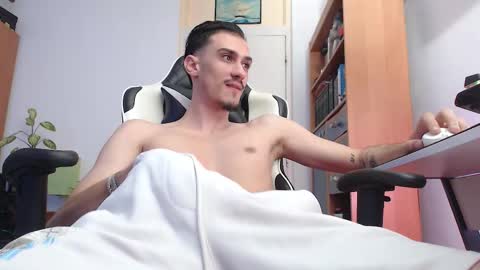 Snapshot of artieryder chatting on March 17, 2026, 8:06 am Artie online show from March 17, 2026, 8:06 am