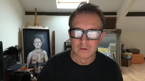 Snapshot of artisterotic chatting on October 14, 2025, 12:50 pm artisterotic online show from October 14, 2025, 12:50 pm