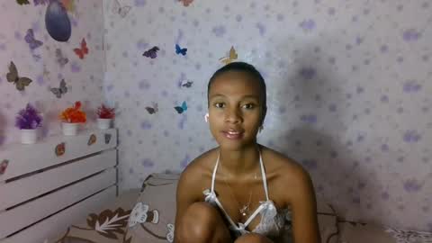 Snapshot of artsloveyou chatting on June 20, 2026, 3:53 am artsloveyou online show from June 20, 2026, 3:53 am