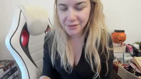 MIA online show from January 17, 2025, 1:03 pm