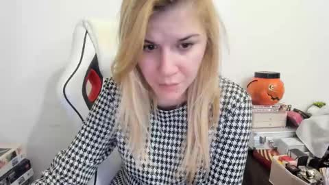MIA online show from January 25, 2025, 7:49 pm