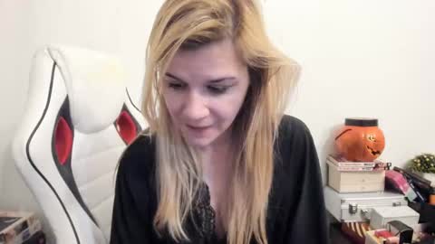 MIA online show from February 1, 2025, 4:54 pm