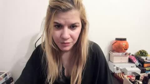 MIA online show from February 2, 2025, 10:17 pm