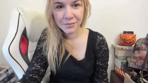MIA online show from February 11, 2025, 9:20 am