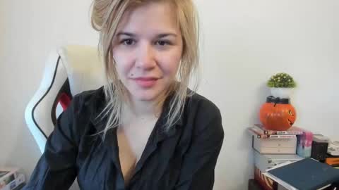 MIA online show from February 16, 2025, 9:15 am