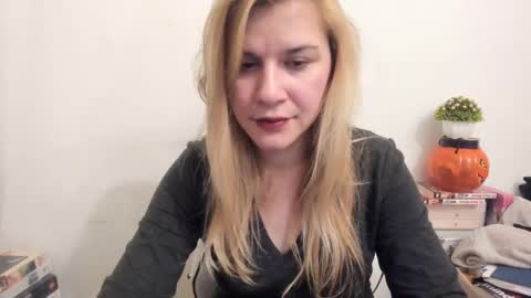 MIA online show from February 25, 2025, 8:09 pm
