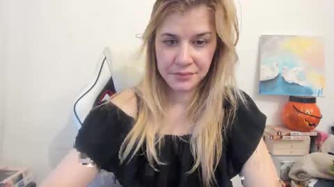 MIA online show from February 26, 2025, 2:36 pm