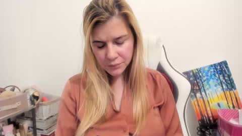 MIA online show from November 12, 2025, 10:30 pm