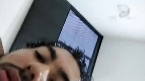 arturguy01 online show from December 21, 2024, 11:02 pm