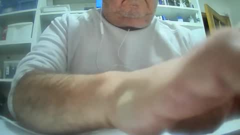 Snapshot of arturo200247 chatting on November 1, 2025, 7:49 pm arturo200247 online show from November 1, 2025, 7:49 pm