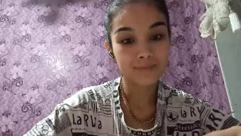 Amina online show from December 21, 2025, 6:59 pm