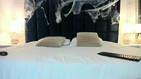 Snapshot of ary1_ chatting on October 20, 2025, 3:18 am Ary online show from October 20, 2025, 3:18 am