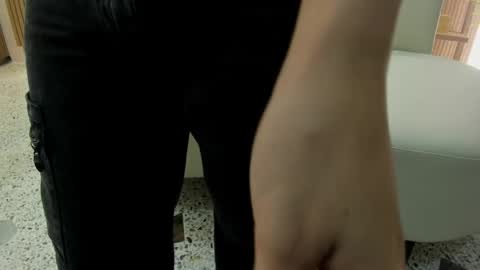 Snapshot of ary1_ chatting on October 30, 2025, 12:23 am Ary online show from October 30, 2025, 12:23 am