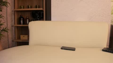 Snapshot of ary1_ chatting on November 6, 2025, 4:24 am Ary online show from November 6, 2025, 4:24 am