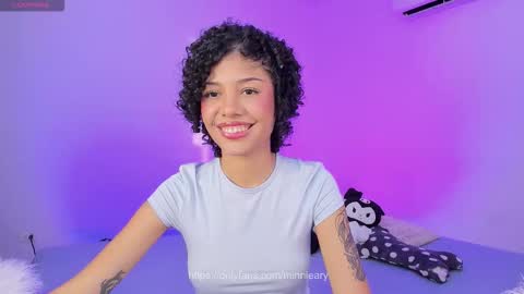 Ariana and Kelsieh online show from November 18, 2025, 9:52 pm