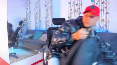antoni online show from January 15, 2025, 11:43 am
