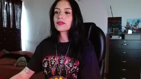 Snapshot of ary_pieerce chatting on October 24, 2025, 9:55 pm   Independent Model online show from October 24, 2025, 9:55 pm