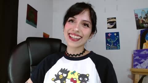   Independent Model online show from May 21, 2026, 1:01 am