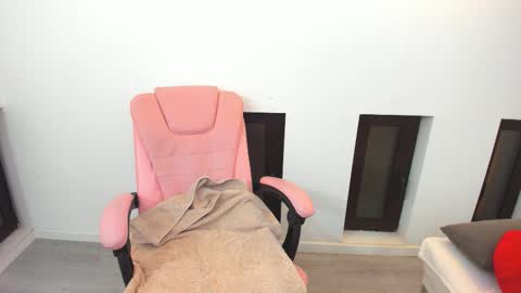 Arya online show from December 15, 2025, 5:12 am