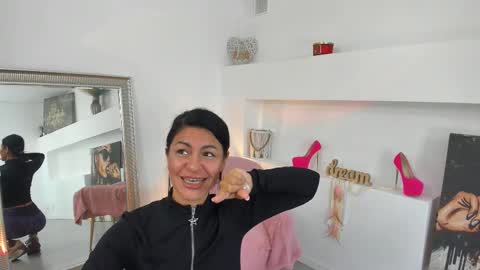 Arya online show from October 28, 2025, 5:37 pm