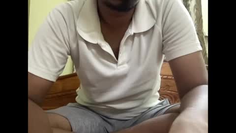 aryan_980763874 online show from May 17, 2026, 12:23 pm