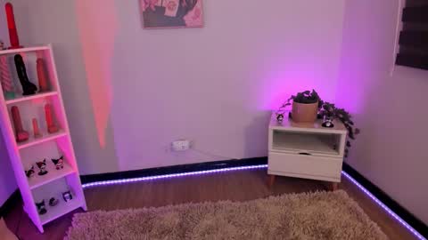 Asami  online show from February 28, 2026, 12:00 am