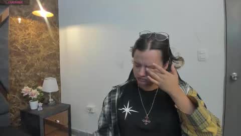 Snapshot of asami_hattori chatting on October 28, 2025, 11:14 am AsamiHattori online show from October 28, 2025, 11:14 am