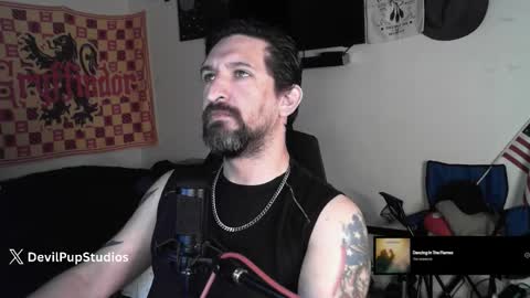 Snapshot of asanator101 chatting on November 4, 2025, 6:40 pm devilPup75 online show from November 4, 2025, 6:40 pm