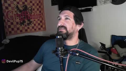 Snapshot of asanator101 chatting on November 5, 2025, 8:20 pm devilPup75 online show from November 5, 2025, 8:20 pm