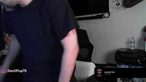 Snapshot of asanator101 chatting on November 29, 2025, 7:55 am devilPup75 online show from November 29, 2025, 7:55 am