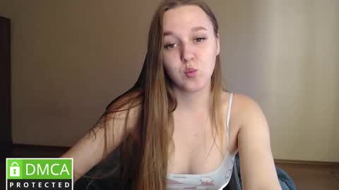 Kristi your good friend with benefits online show from September 28, 2025, 3:06 pm