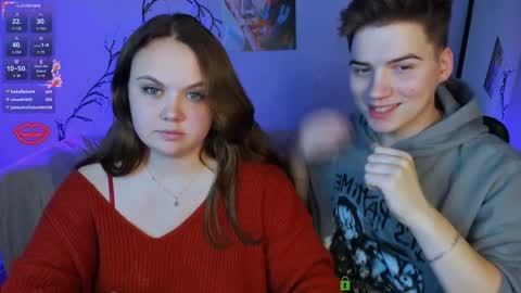 Snapshot of ash_raven_ chatting on October 12, 2025, 7:02 pm ash_raven_ online show from October 12, 2025, 7:02 pm