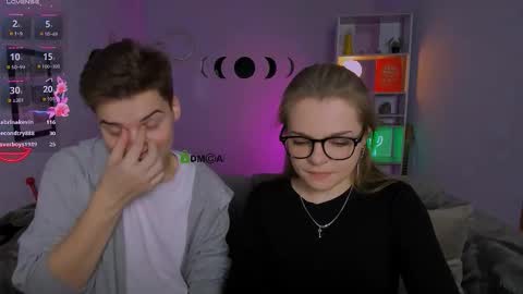 Snapshot of ash_raven_ chatting on October 19, 2025, 7:14 pm ash_raven_ online show from October 19, 2025, 7:14 pm