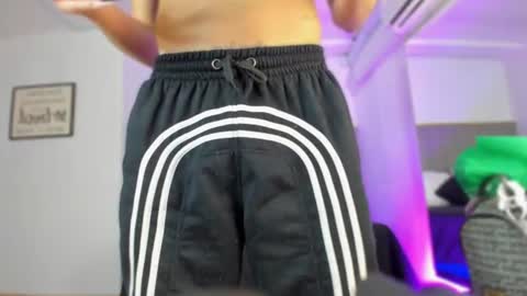 ash_valentine online show from June 30, 2026, 7:26 pm