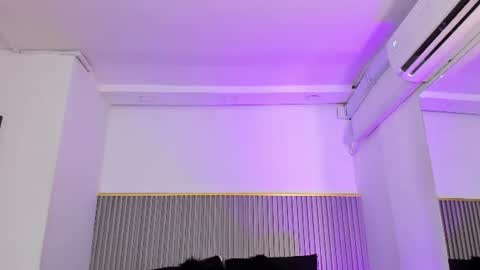 ash_valentine online show from July 7, 2026, 7:40 pm