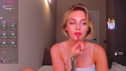 Snapshot of ashbunny_ chatting on December 30, 2024, 11:17 pm your pretty Ashley online show from December 30, 2024, 11:17 pm