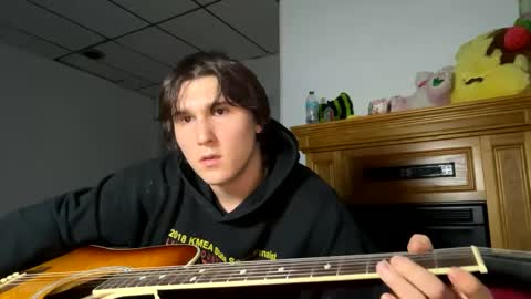 ashbuyersss online show from February 2, 2025, 11:21 pm