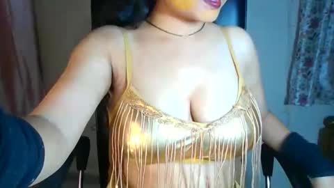 ashi_indian online show from April 10, 2026, 4:23 pm