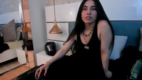 Ashkoreh online show from June 10, 2026, 8:41 pm