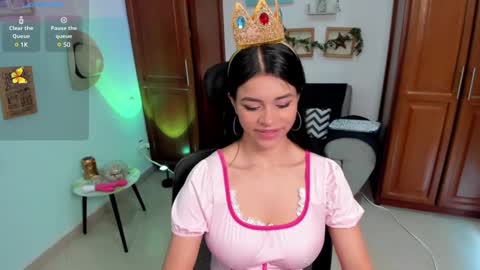 Snapshot of ashleey_johnson chatting on January 13, 2025, 1:17 pm linda online show from January 13, 2025, 1:17 pm