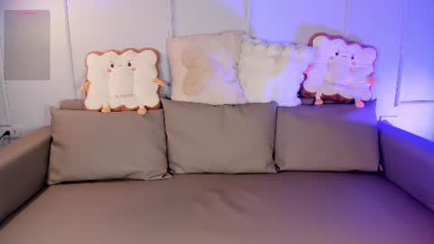   online show from July 27, 2026, 12:23 pm